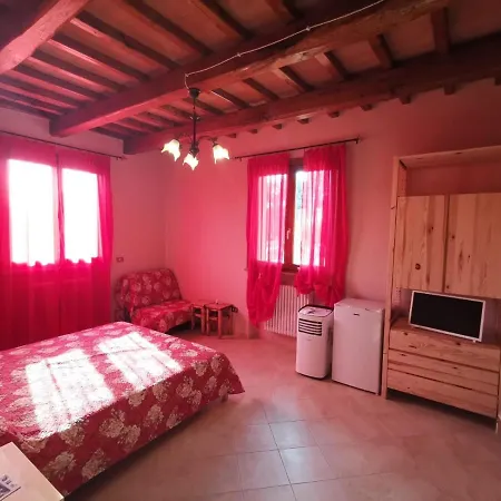 Masseria Le Querciole Bed & Breakfast Fauglia