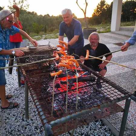 Masseria Le Querciole Bed & Breakfast *