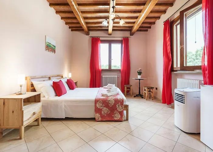 Masseria Le Querciole Bed & Breakfast Fauglia
